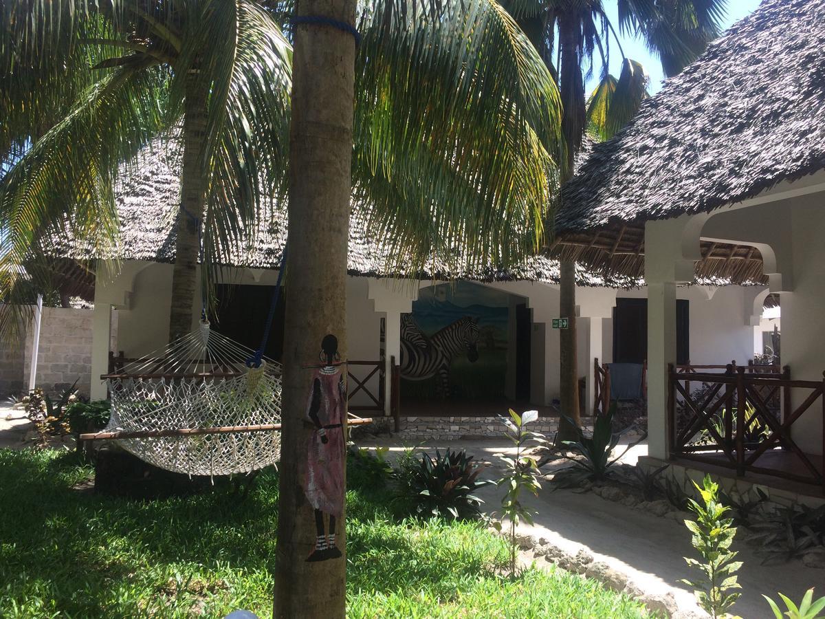 Kicheko Bungalows Nungwi Ngoại thất bức ảnh